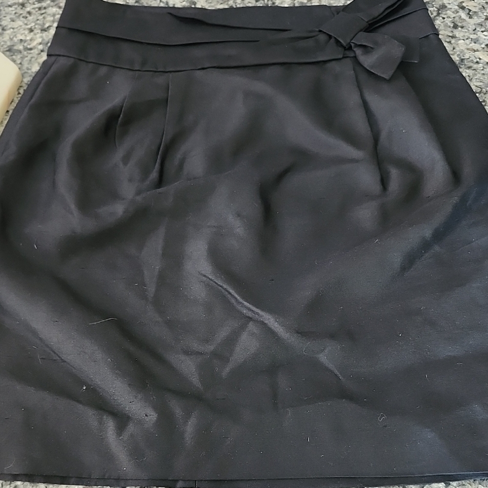 Kate Spade Black Bow Mini Skirt Silk Size 8 NWOT